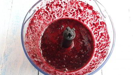 Рецепт клубнично-черничного смузи