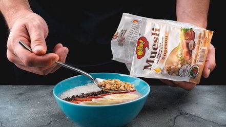 Рецепт клубничного смузи-боул