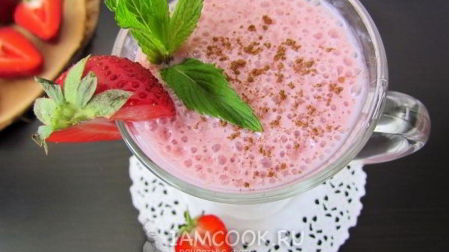 Рецепт клубничного смузи с овсяными хлопьями