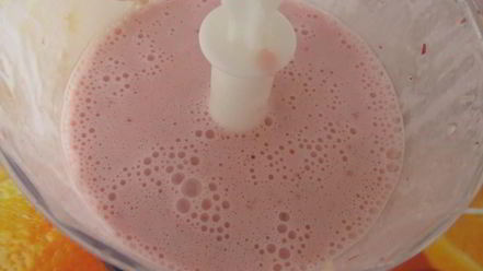 Рецепт смузей бананово-вишневый