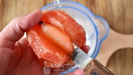 Рецепт смузей из красного грейпфрута и кокосового молока