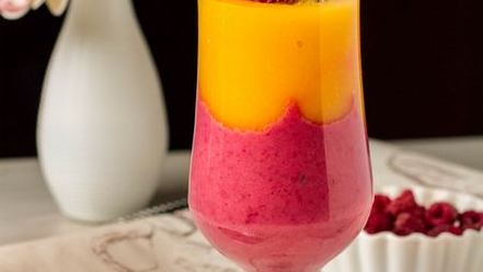 Рецепт смузей из малины и манго