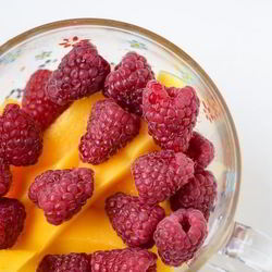 Рецепт Смузей из манго и ягод