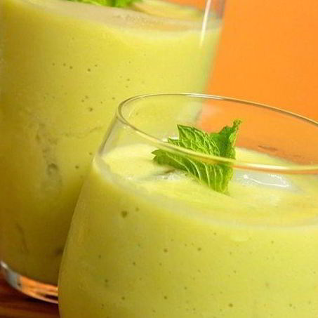 Рецепт Смузей с авокадо и бананом