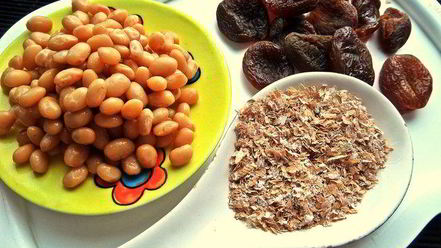 Рецепт смузей с курагой, фасолью и отрубями