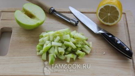 Рецепт смузей с яблоком и творогом