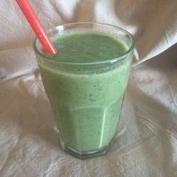 Рецепт Ванильного смузи из киви и дыни