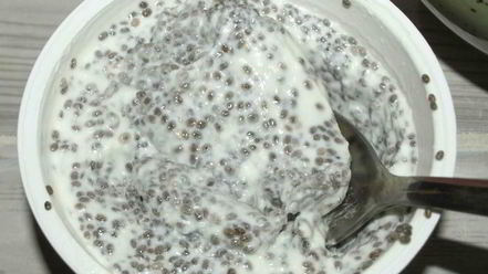 Рецепт вишневого смузи-боул с чиа