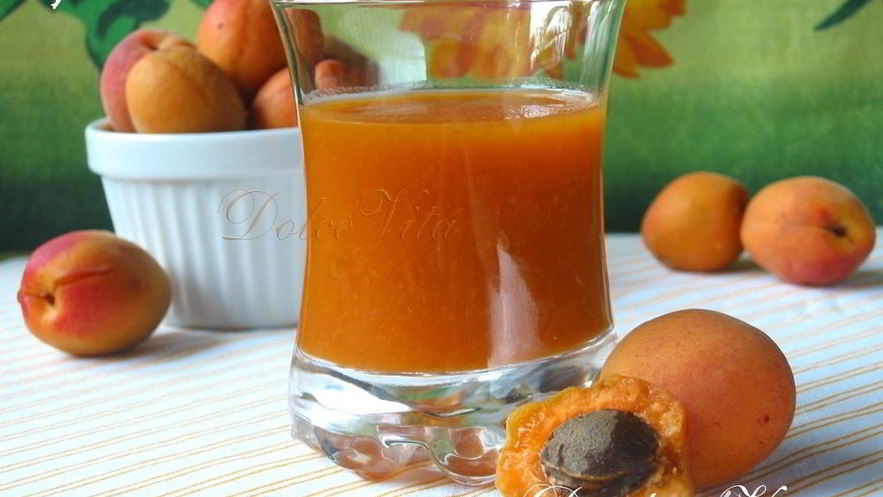 Рецепт абрикосового сока с мякотью