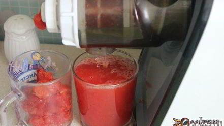 Рецепт пряного томатно-сельдереевый сок