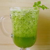 Зеленый коктейль с огурцом