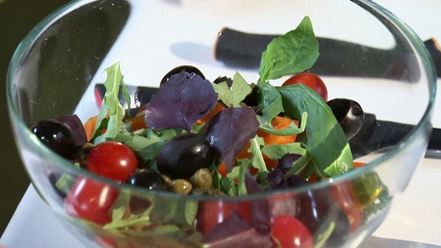 Рецепт греческого салата с бальзамическим жемчугом