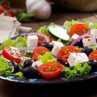 Рецепт Греческого салата с моцареллой