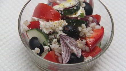 Рецепт греческого салата с перловкой