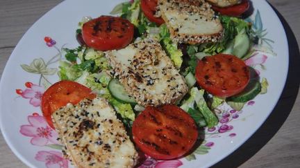 Рецепт Греческого салата с жареным сулугуни