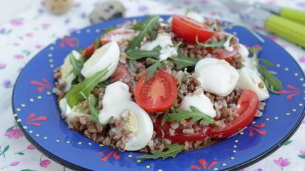 Рецепт гречневого салата с моцареллой