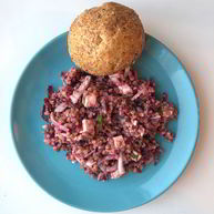 Рецепт Салата из гречки, свеклы и брынзы