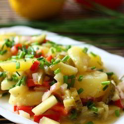 Рецепт Берлинского картофельного салата с винегретной заправкой