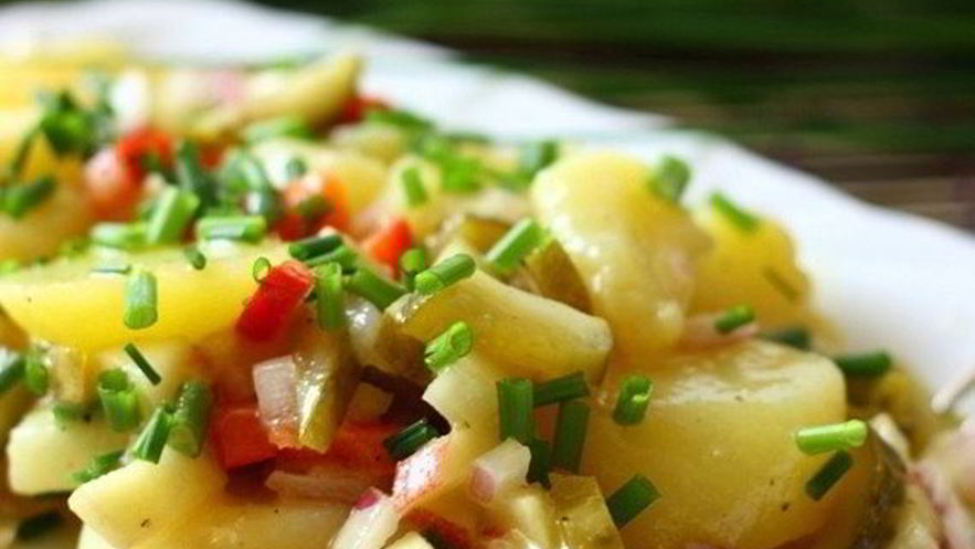 Рецепт берлинского картофельного салата с винегретной заправкой