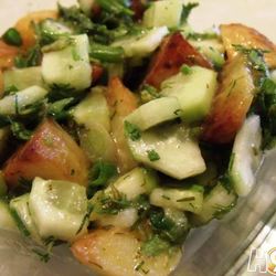 Рецепт Горячего картофельного салата с острым соусом