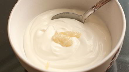 Рецепт картофельного салата с брокколи, мелиссой и тархуном