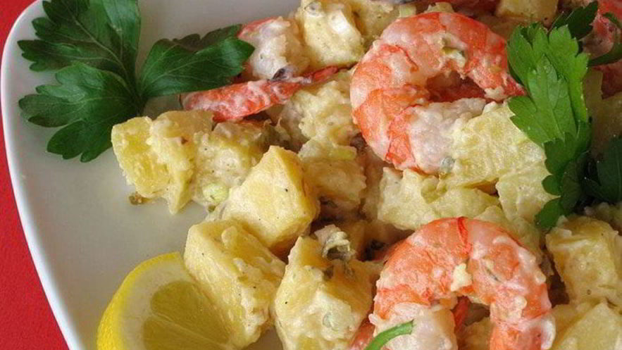 Рецепт картофельного салата с креветками