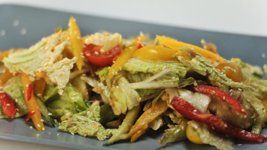 Рецепт картофельного салата с луково-чесночной заправкой