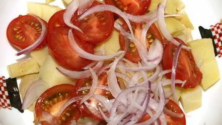 Рецепт картофельного салата с помидорами и укропом