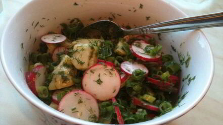 Рецепт картофельного салата с редисом