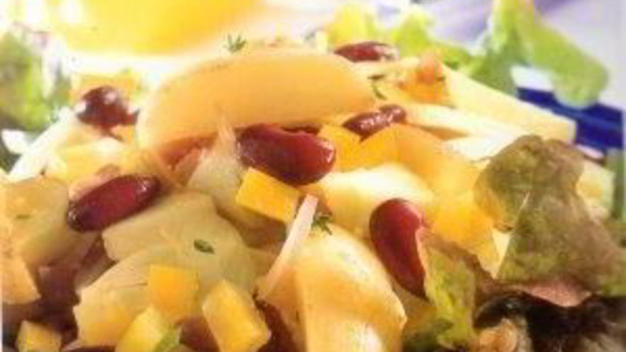 Рецепт картофельного салата с яблоками и фасолью