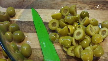 Рецепт салата из картофеля с оливками