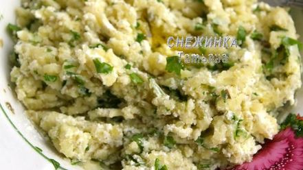 Рецепт салата из картофеля с рикоттой, каперсами и семгой