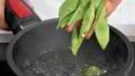 Рецепт салата из молодого картофеля со скумбрией