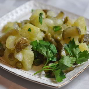 Рецепт Салата картофельного с маринованными огурцами