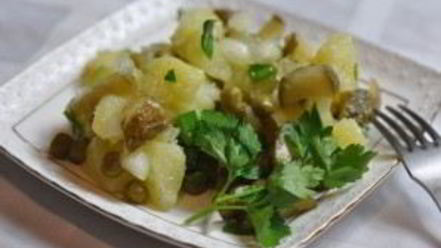 Рецепт салата картофельного с маринованными огурцами