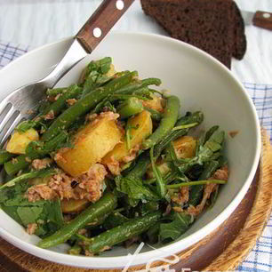 Рецепт Теплого картофельного салата с тунцом