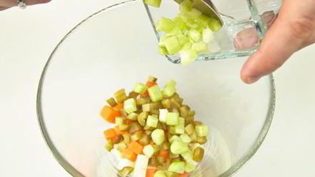 Рецепт говяжьего языка с оливье