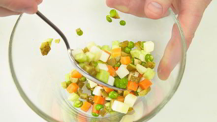 Рецепт говяжьего языка с оливье