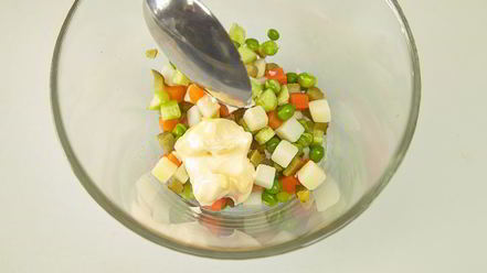 Рецепт говяжьего языка с оливье