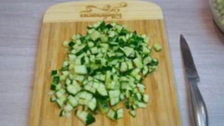 Рецепт оливье классический с колбасой