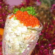 Рецепт Оливье с форелью и красной икрой