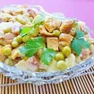 Рецепт Оливье с красной рыбой