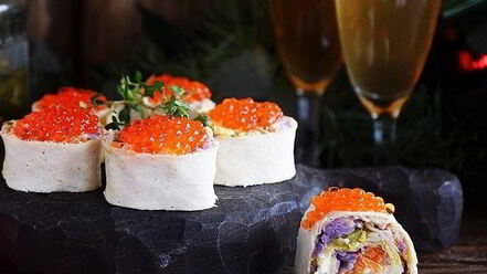 Рецепт оливье с рыбой в рулете