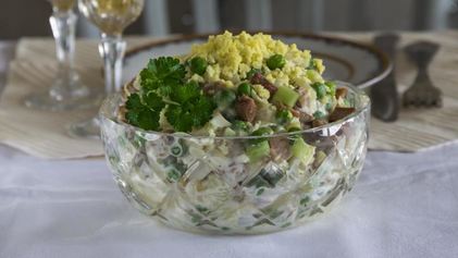 Рецепт Оливье с языком