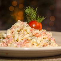 Оливье со слабосоленой семгой