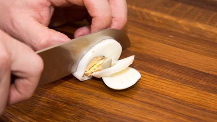 Рецепт оливье со слабосоленой семгой