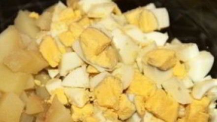 Рецепт салата оливье с икрой