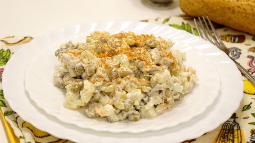 Рецепт салата оливье с индейкой