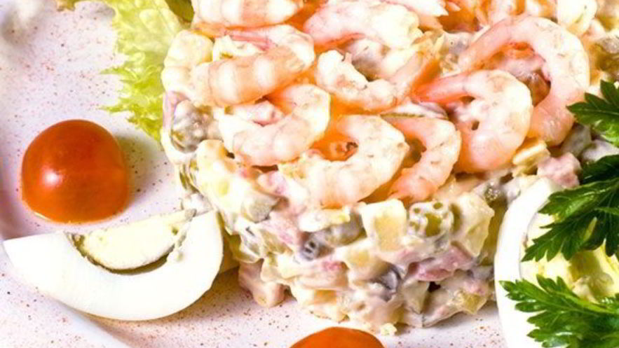 Рецепт салата оливье с креветками