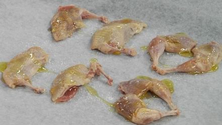 Рецепт салата оливье с раковыми шейками